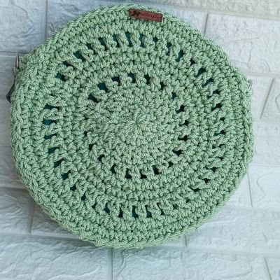 شنطه كروشيه بخيط المكرميه 