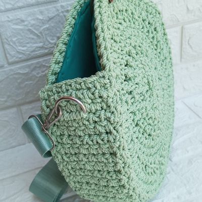 شنطه كروشيه بخيط المكرميه 