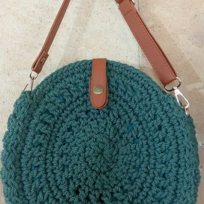 شنطه كروشيه بخيط المكرميه 