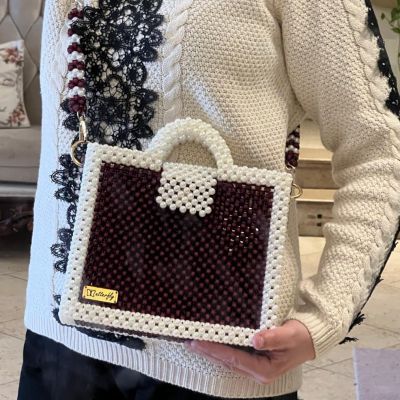 Crystal and white pearls bag 