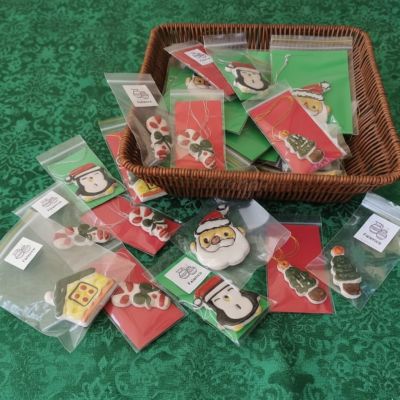 ماجنت وألعاب شجرة الكريسماس