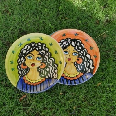 طبق خزفى مزخرف 