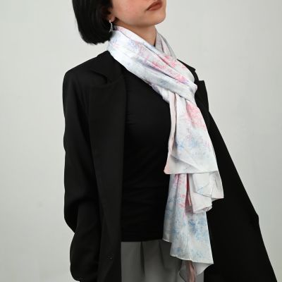 White Queen - long Scarf