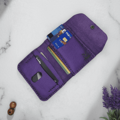 Metalic card colders 