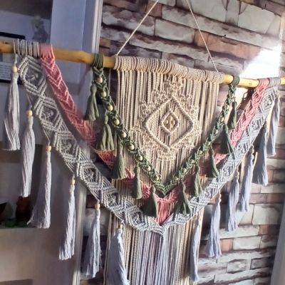 جدارية مكرمية 