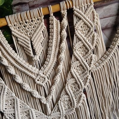 جدارية مكرمية 