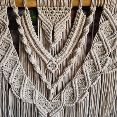 جدارية مكرمية 