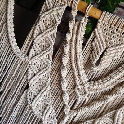 جدارية مكرمية 