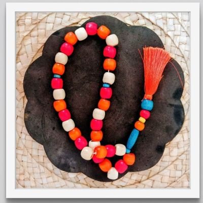 سبحة خشب ملون 