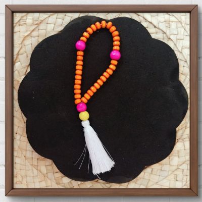 سبحة خشب ملون 