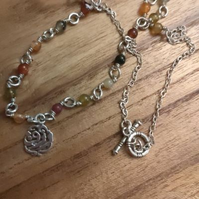 سلسله فضه بالاحجار 