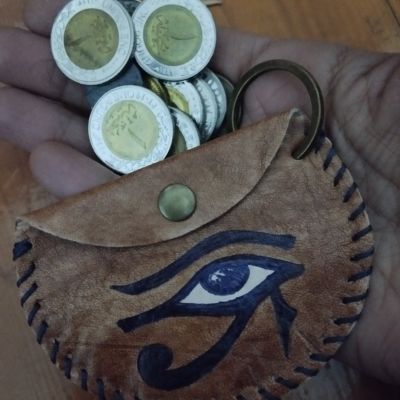 مادليه عملات عين حورس