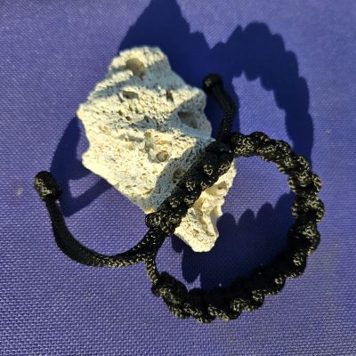 Olive green square knot polyester cord bracelet