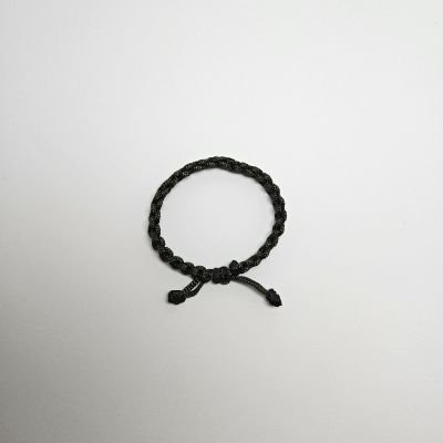 مجموعة اسورة وسلسلة مفاتيح بعقدة مربعة زيتي