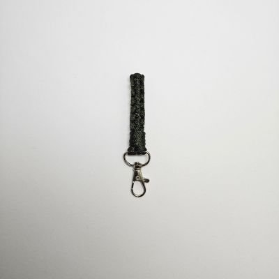 مجموعة اسورة وسلسلة مفاتيح بعقدة مربعة زيتي