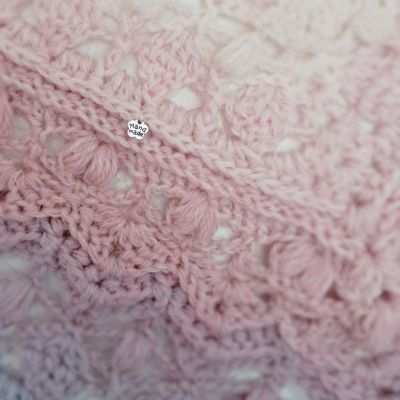 شال كروشية  الألبكا الانيق