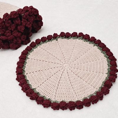 مفرش كروشية بورد التيوليب