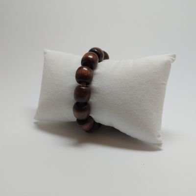 اسورة خرز خشبي