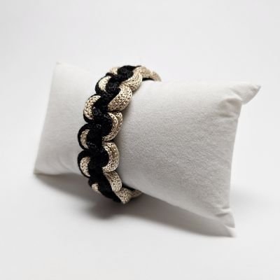 Onyx & Champagne Scalloped Macram&egrave; Statement Bracelet