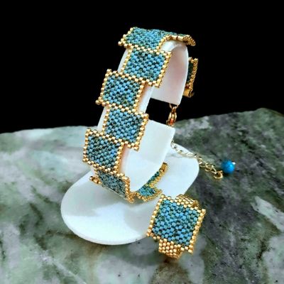 Turquoise rectangular bracelet set made of Miyuki beads