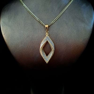 Silver leaf necklace made of Miyuki beads