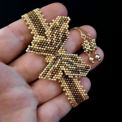 Butterfly bracelet in Shanjah color made of Miyuki beads