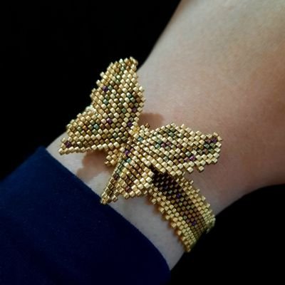 Butterfly bracelet in Shanjah color made of Miyuki beads