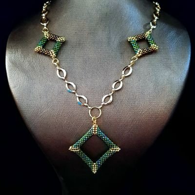 3D green square necklace set made of Miyuki beads