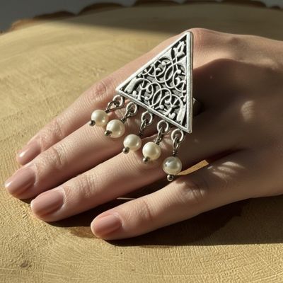 خاتم إسلامي مزين باللؤلؤ 