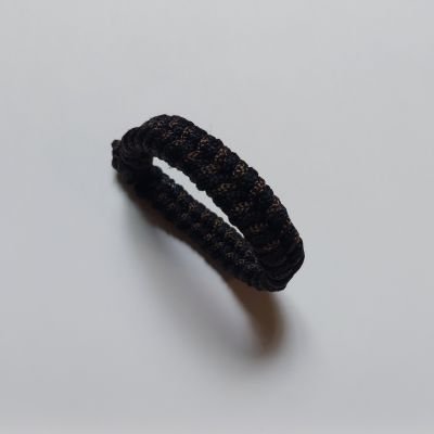 أسورة مكرمية  - لون أسود وبني