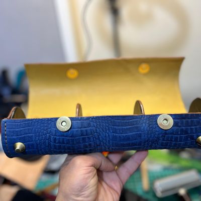 حافظة ساعات جلد طبيعي 