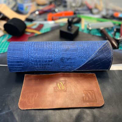 حافظة ساعات جلد طبيعي 