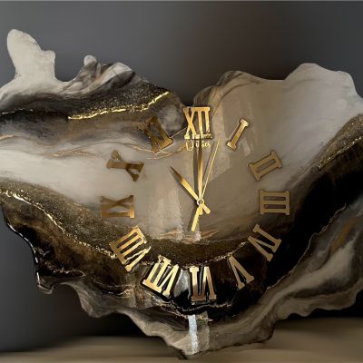 ساعة حائط ريزن 