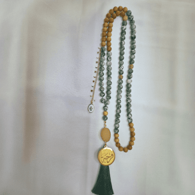 سبحة "تراث" - عقيق وخشب