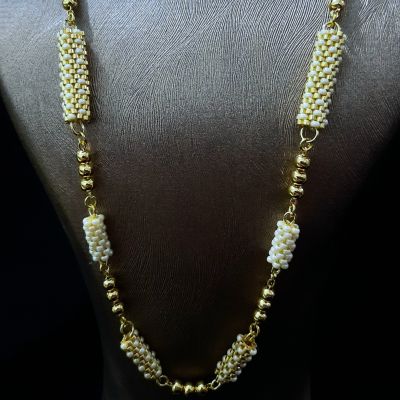 عقد بتصميم وحدات الذهبى مع لون اللولى من خرز الميوكى