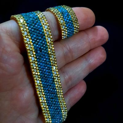 طقم فيروزى مع خرز الميوكى الكريستالى البراق من خرز الميوكى