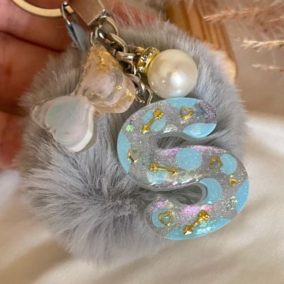 ميدالية حرف