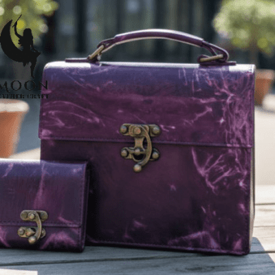 Women's genuine leather handbag, distinctive design 