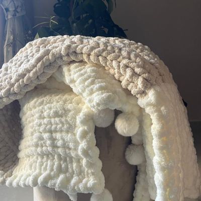 بطانية مضلعة