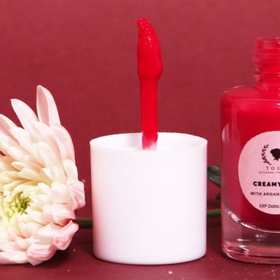 مورد خدود كريمي