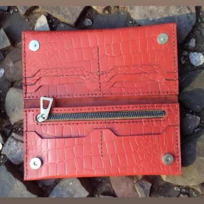 بورتيفيه طبعة تمساح 