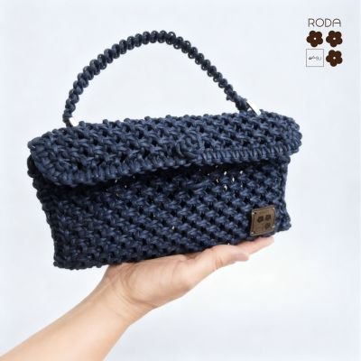 كـلتش مكرمية يدوي - لون كحلي