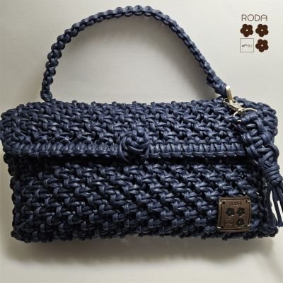 كـلتش مكرمية يدوي - لون كحلي