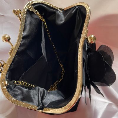 حقيبه سواريه 