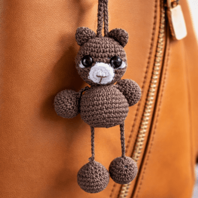 ميدالية دبدوب كروشيه