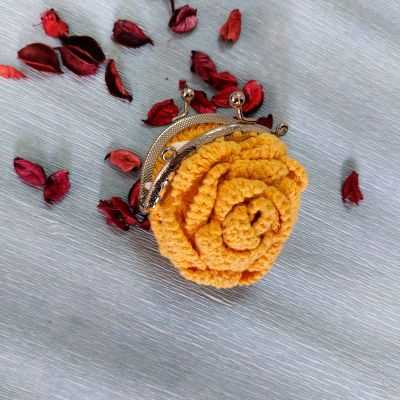 Crochet coin purse