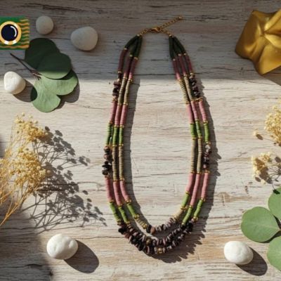 قلاده الربيع الثلاثي