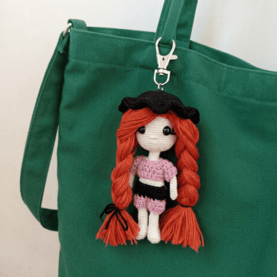 عروسة كروشيه يدوية