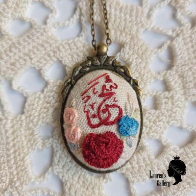 Embroidery necklace