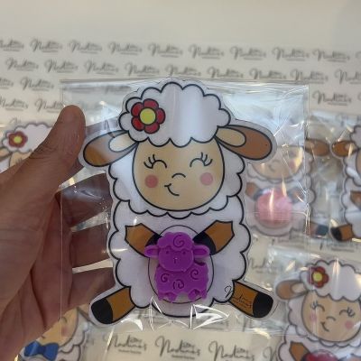 Sheep-shaped Eid Al-Adha candle giveaway cards